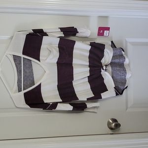 NWT V-Neck Tunic Tee